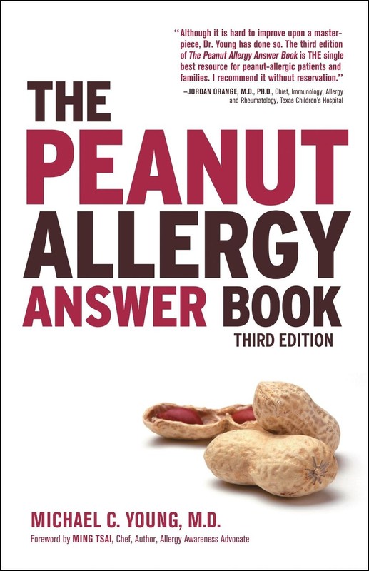 The Peanut Allergy Answer Book by Michael C. Young (English) Paperback Book