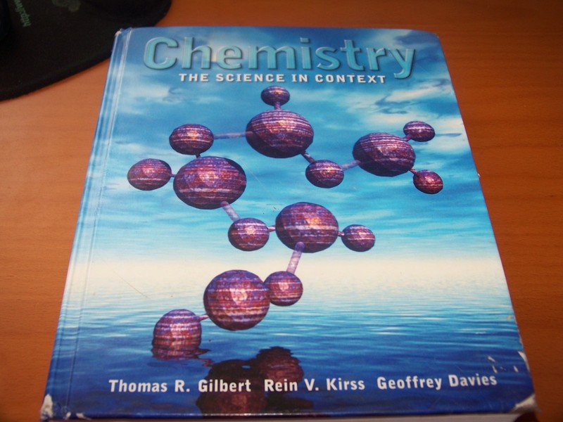 CHEMISTRY: THE SCIENCE IN CONTEXT TEXTBOOK WITH CD BY GILBERT KIRSS DAVIES 2004