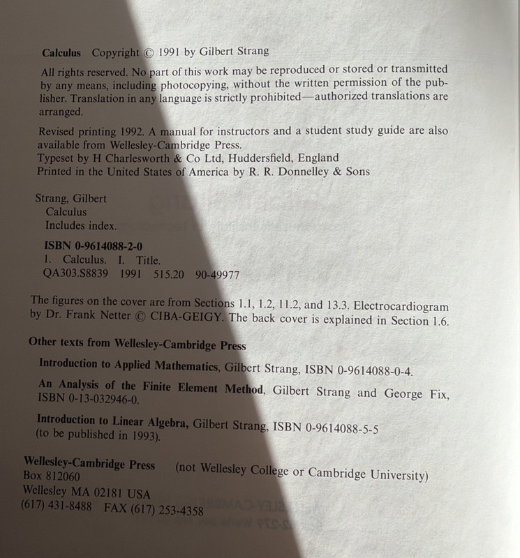 Calculus - Hardcover, by Strang Gilbert - gallery