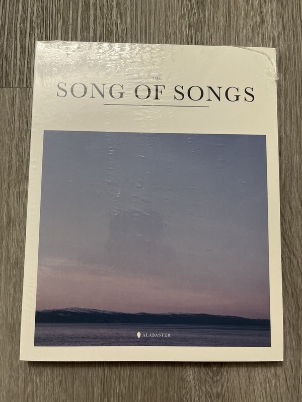 Song of Songs SC NLT Alabaster Co 2020 PB Bible Studies Shrinkwrapped BRAND NEW!