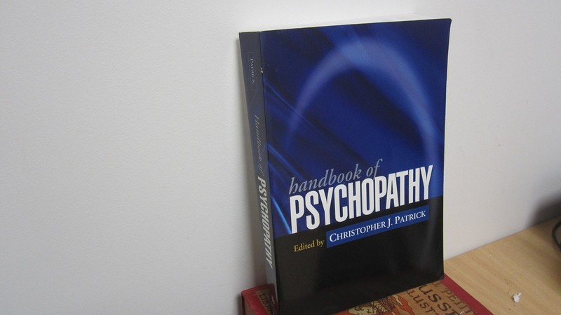Handbook of Psychopathy, First Edition – paperback Patrick, Christopher J.
