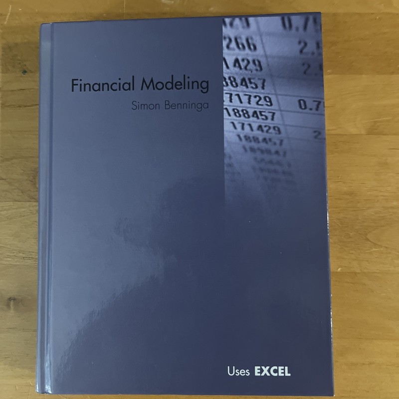 Financial Modeling Hardcover Simon Benninga (1997)