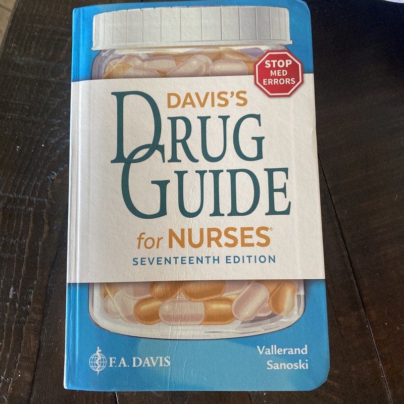 Davis’s Drug Guide for Nurses 17th Edition Vallerand Sanoski perfect condition