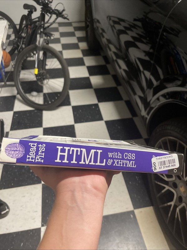 Head First HTML with CSS and XHTML by Elisabeth Robson and Eric Freeman (2005) gallery