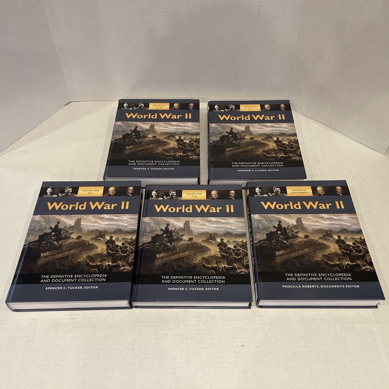 World War II : The Definitive Encyclopedia and Document Collection 5 Volumes HC