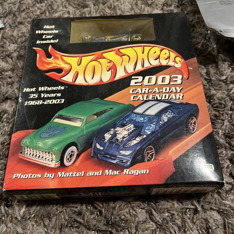 Hot Wheel Pg-A-Day 03 Cal by Mac Ragen (2002, Calendar)